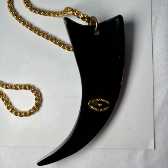 Alexis Bittar lucite horn pendant - Picture 5 of 5